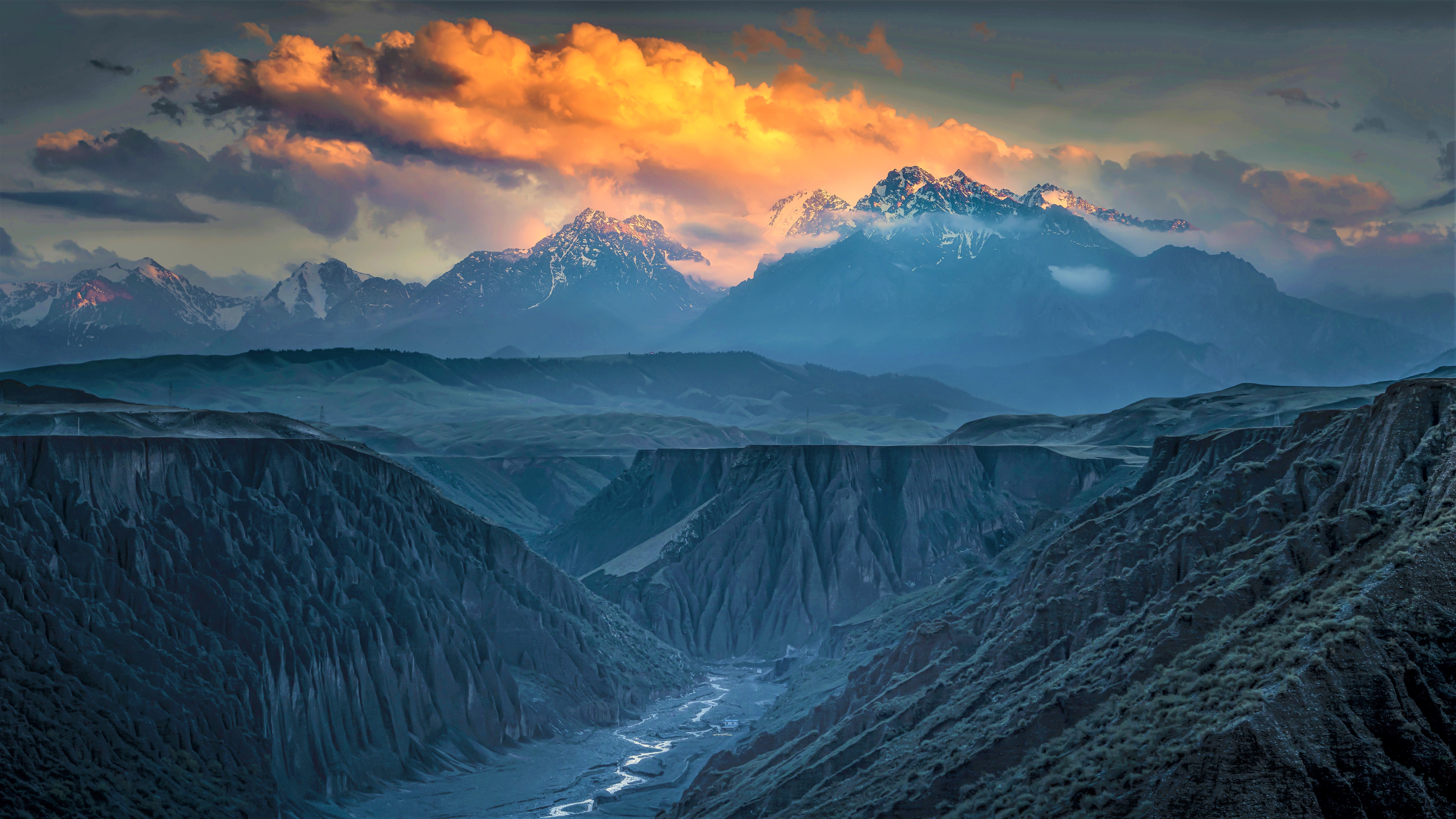 Anjihai grand canyon, Xinjiang, China. Photo by Zhou Xian