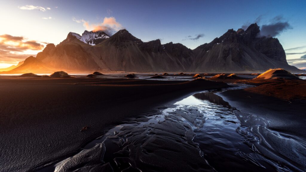 Sunset in Iceland. Photo by David Becker