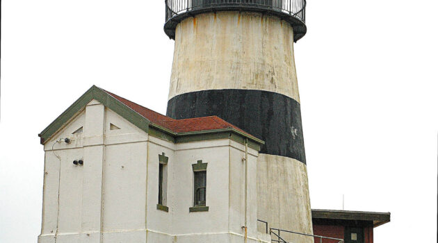 Cape Disappointment Lighthouse. Ilwaco, Washington, USA. Photo by Dick Pratt