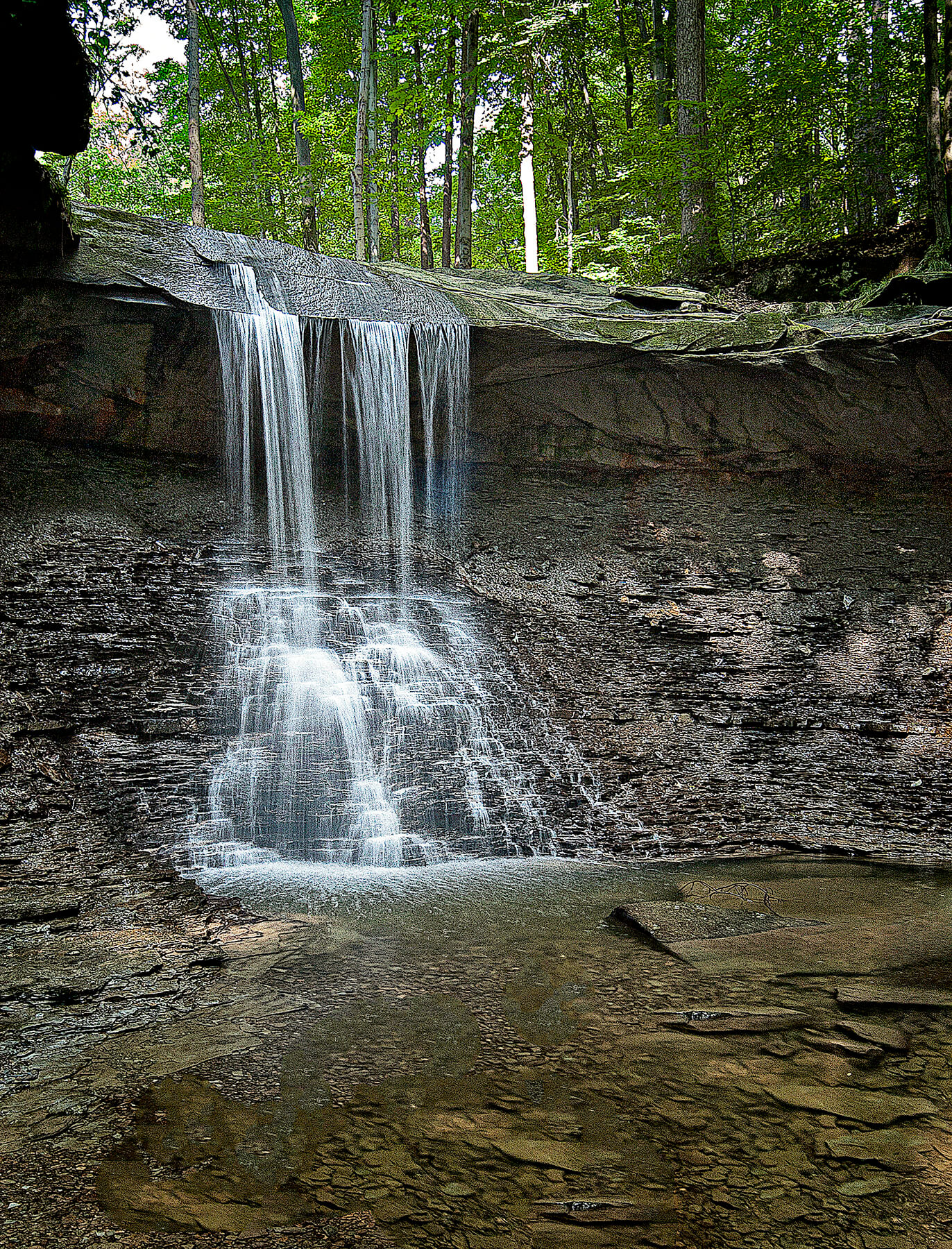 Blue Hen Falls close to Cleveland, Ohio. USA. Photo by Dick Pratt